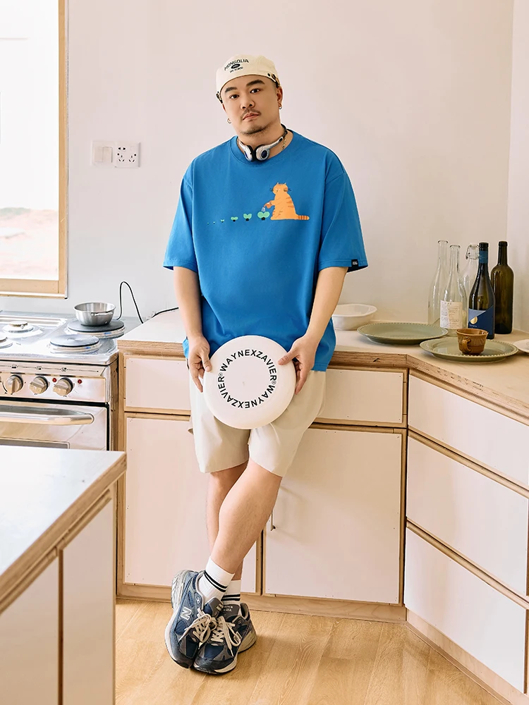 大人向けTシャツリメイクワンピースはどう選ぶ？カートゥーンプリントのリメイクで夏のスタイルをリニューアルする