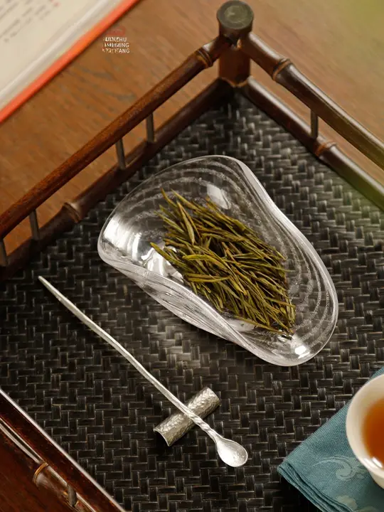 水晶ガラス製 茶道具三点セット【リーフデザイン・茶さじ付き】（セットアップ対応）