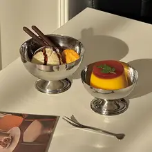 スタイリッシュなステンレス製アイスクリームカップ【丸型・デザート用・高さのあるデザイン】