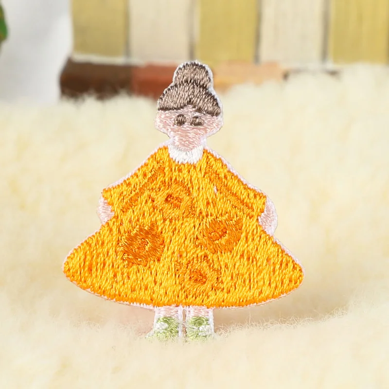 羊毛フェルト 刺繍を手軽に作るには？DIYで楽しめる「冬の森の動物」シールバッグがおすすめ
