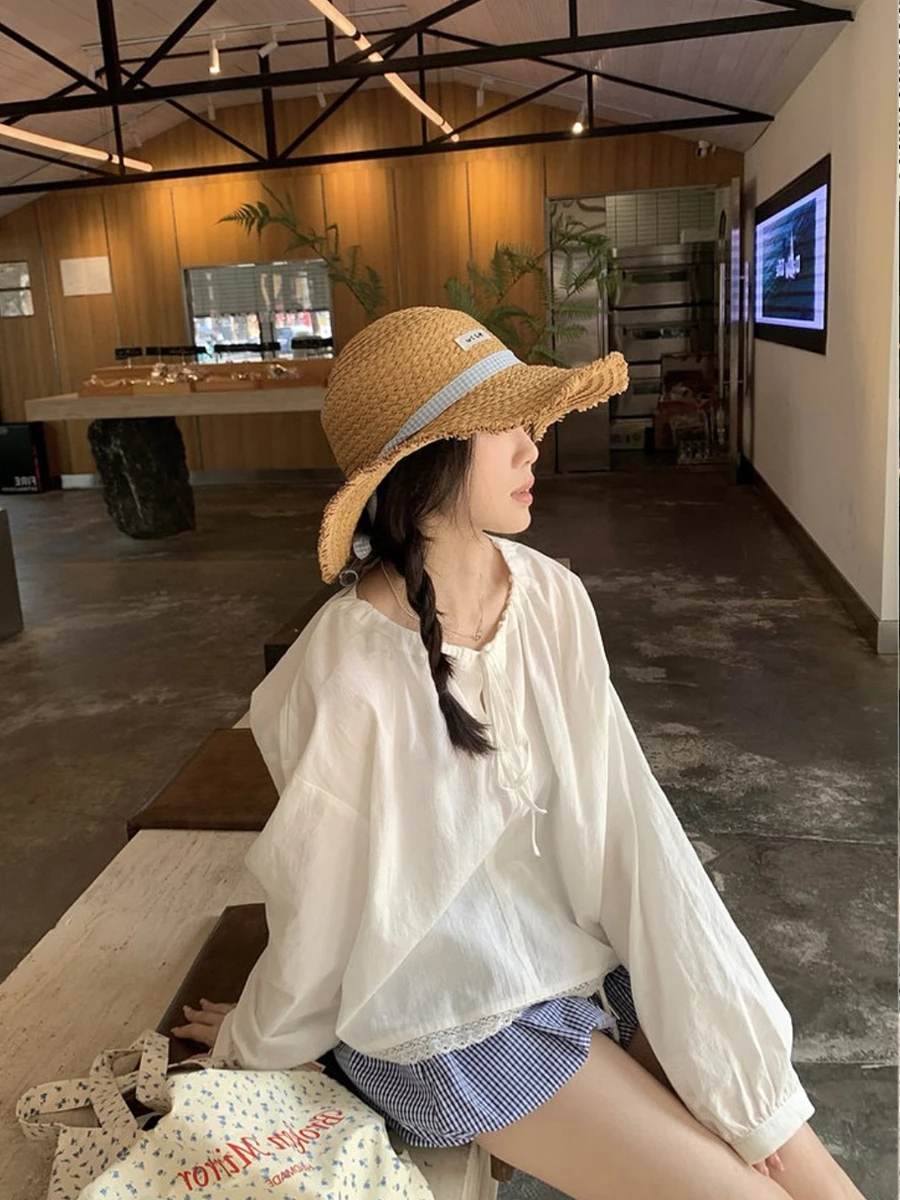 夏のベロアをどう選ぶ？韓国風のビーチハットがもたらす、肌と心に届く季節感とは