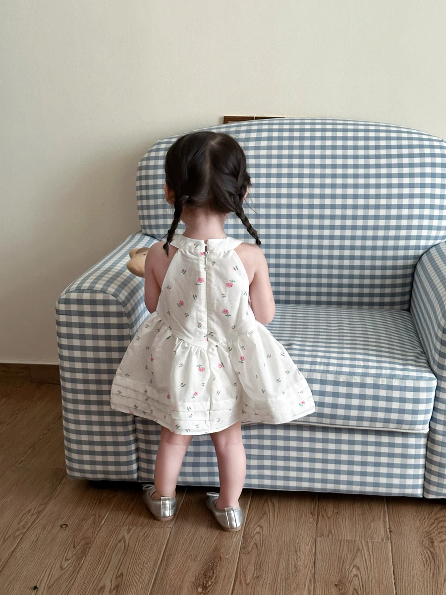 リメイクTシャツをワンピースに変える方法は？子供用の花柄ワンピースで夏の日常を彩る
