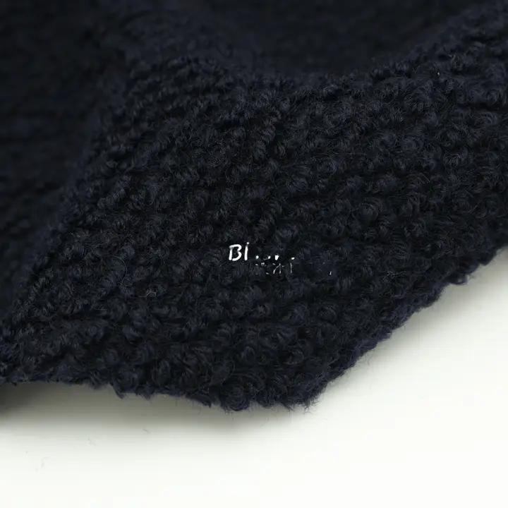 優れたドレープ！ダークブルーの立体的な毛糸ニットコート生地【ウール混・DIY用】