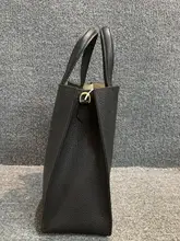 レザー製 シンプルデザインのトートバッグ【夏向け・バケツ型・手提げ・肩掛け対応】