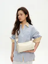 シンプルで上品なレザーのボストンバッグ【通勤・肩掛け・極上の柔らかさ】