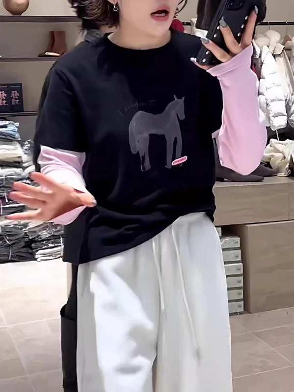 通勤で悩む女性にこそおすすめ！白Tシャツが安くておしゃれになる方法は？
