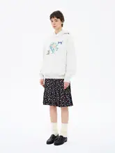 猫と花瓶の刺繍入りフード付きプルオーバー【厚手・ゆったり・快適】