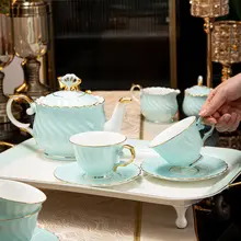 高級感あるボーンチャイナ製コーヒーカップセット【シンプルでお洒落な陶器・花茶カップ・茶皿・ポット付き・家庭用】