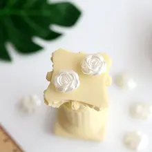 仿真パールのバラ花パーツ【DIY携帯ケース用・手作り装飾・アクセサリー】
