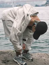 反射素材のアウトドア用ニーガード【自転車・登山・ランニング対応・ストラップ付き】