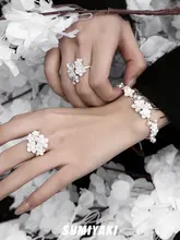 桜の花デザインの調整可能なブレスレット【シンプルでエレガントな新中式】