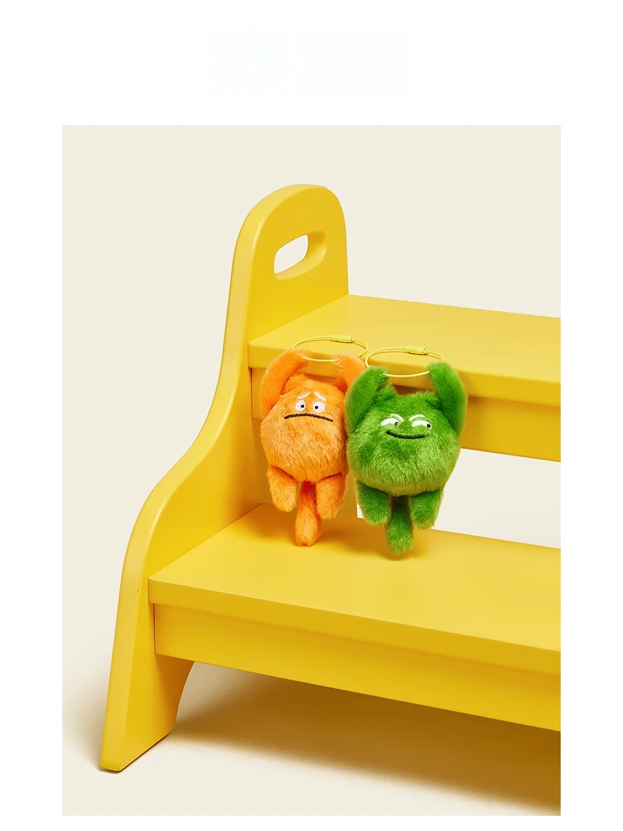 可愛い肥猫ぬいぐるみ：学生向け癒しキャラクターのバックチャームとキーホルダーとしての実用性