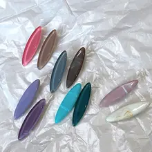 エレガントなリーフデザインのダッククリップ2個セット【ピンク・紫・おしゃれなヘアアクセサリー】