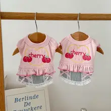 春にぴったり！チェリーレースデザインのペット用衣服【デニムスカート・毛が抜けにくい・薄手】