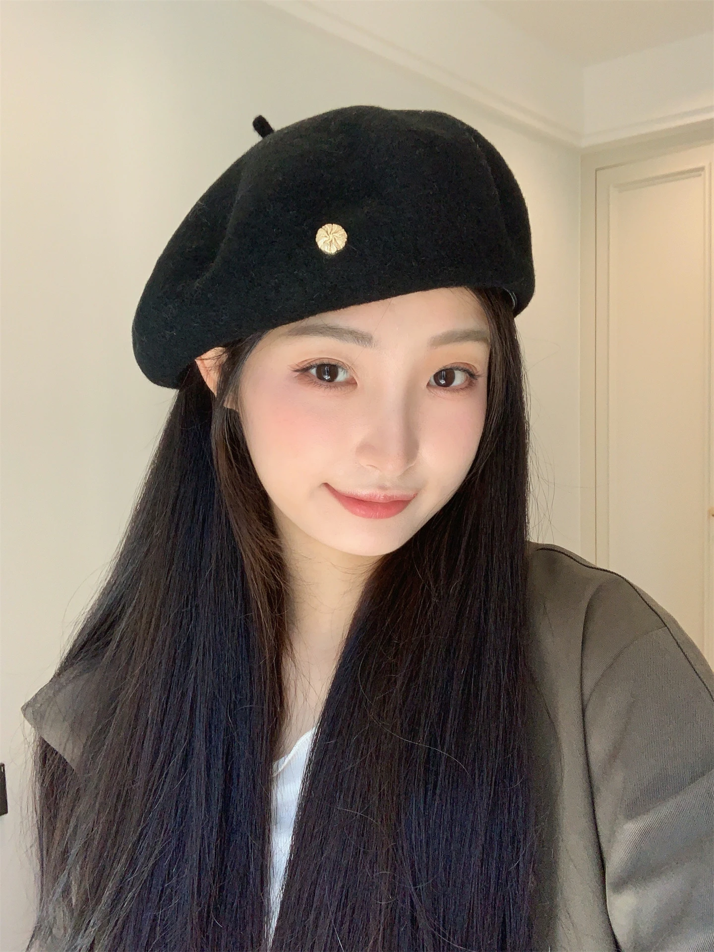 30代から50代の女性にこそおすすめ！レトロベレー帽で顔立ちを引き立てるコ ツは？