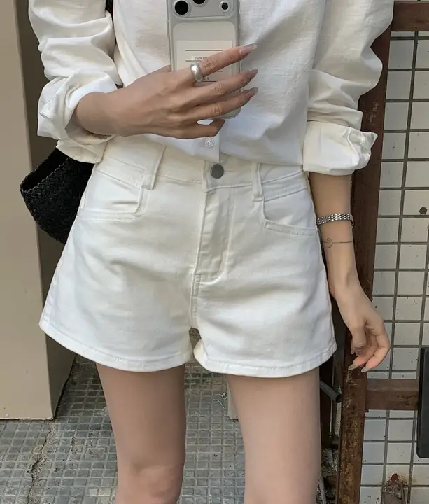 レモンティーカラーの高腰Aラインワイドデニムショートパンツ【カジュアル・春夏用】