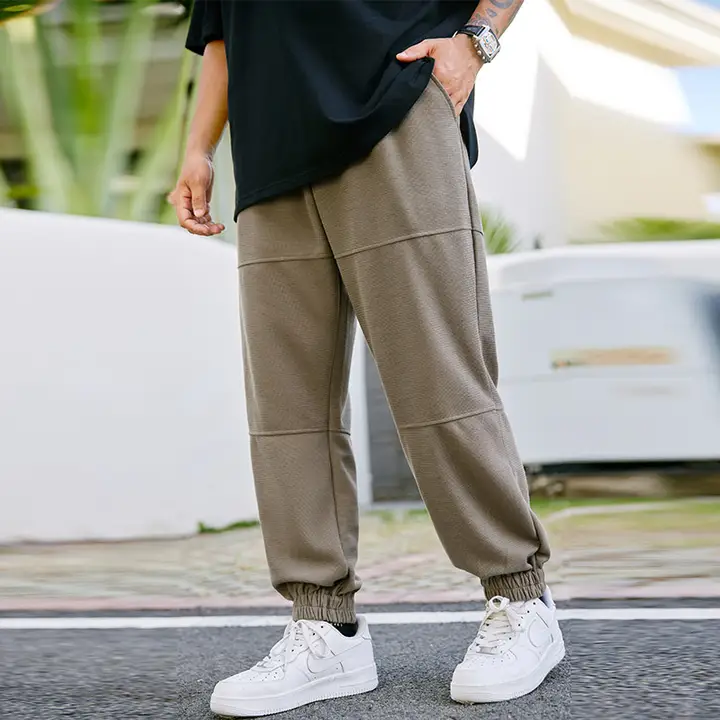 大きいサイズ メンズ カジュアルパンツ【無地・束脚デザイン・極上の柔らかさ・ゆったりタイプ】（セットアップ対応）