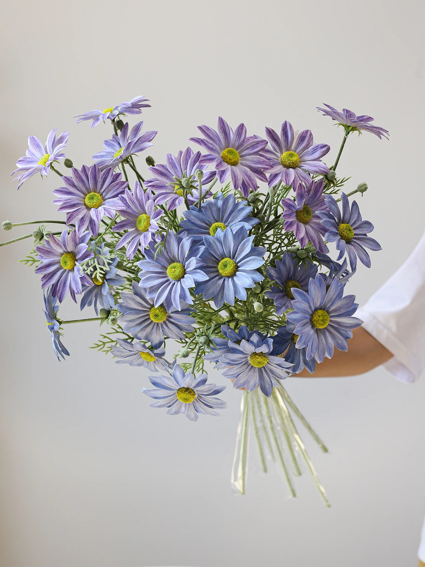 ドライフラワーの花束をどう飾れば、写真にも映えるか？
