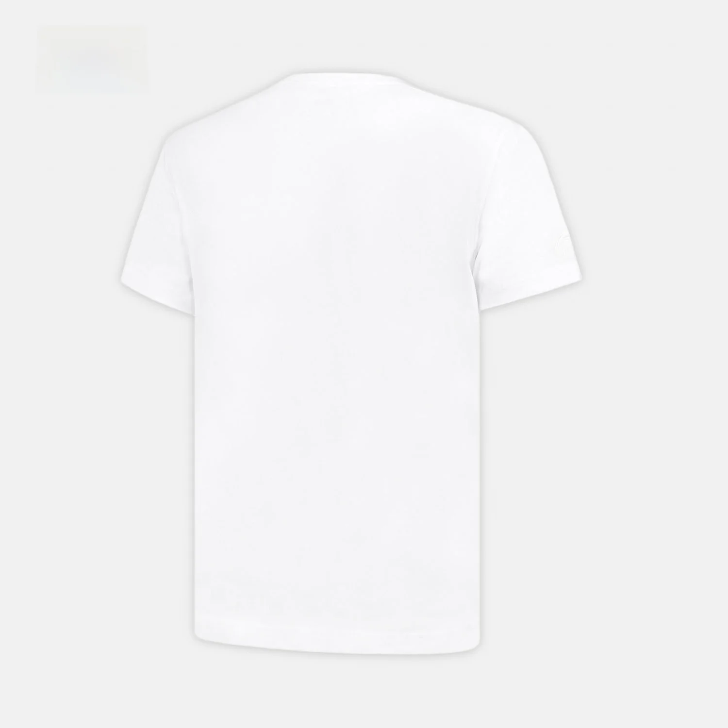 「tシャツ ピチピチ メンズ どんな感じ？」「値段はいくら？」——通勤からレジャーまで使える、本当に使える「カジュアルニット」の選び方