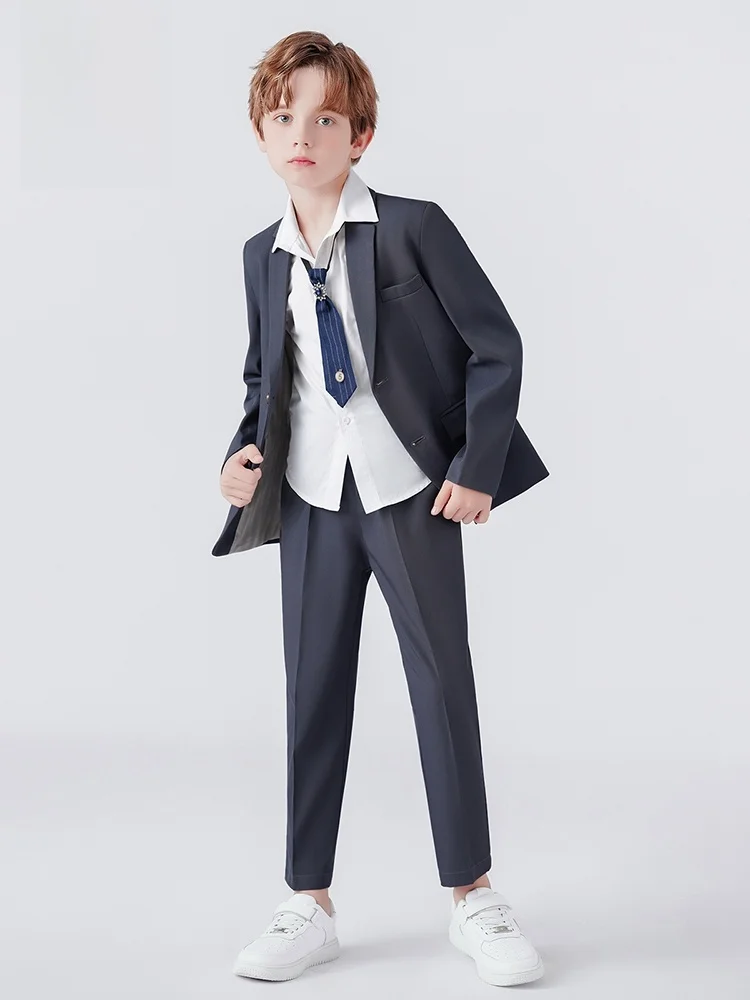 男児用ブレザー風ジャケット【カジュアル・花童用・春用】：七五三準備における実用性とスタイルのバランス