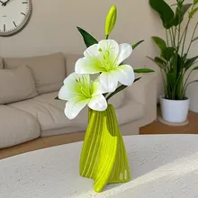 高級感溢れる陶製花瓶入りフェイクユリフラワー【インテリア装飾・リビング用】