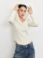 Vネックフード付きニットトップス【ウール素材・洗濯機対応・スリムフィット】