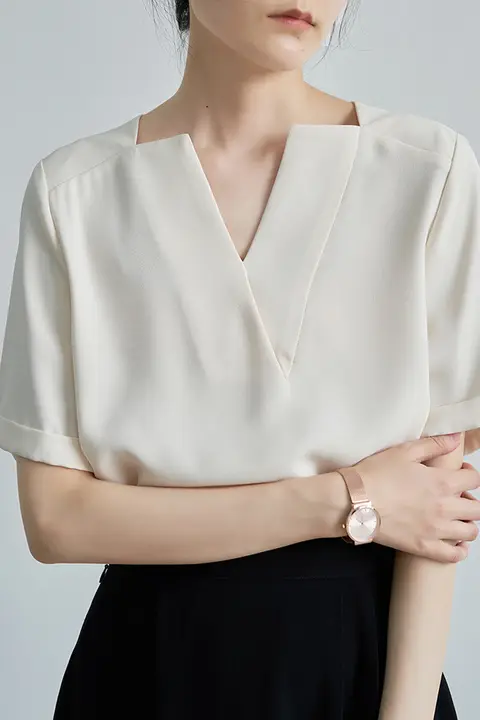 LIMONN デザイン性のあるVネック夏用ショートスリーブシフォンブラウス【通勤・ビジネス対応】