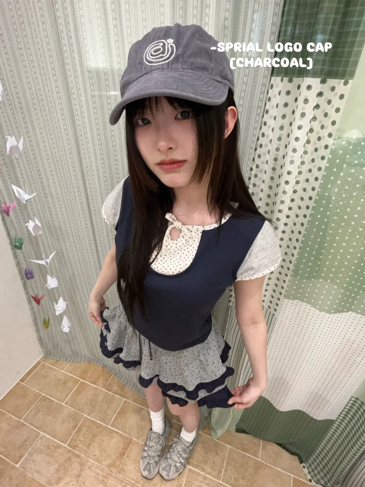 韓国ファッションの「かわいい」って、日本とどう違うの？夏にぴったりなフラワーチェックスカートパンツで答えをみつけよう