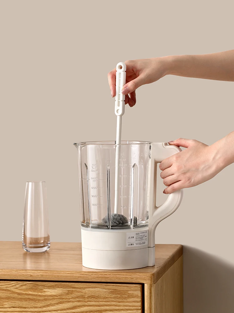 長柄デザインの水筒クリーニングブラシでパッキン汚れを確実に落とす方法