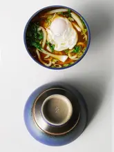 手作りの高脚粗陶飯碗【ミニマルデザイン・電子レンジ対応・カップル用】（セットアップ対応）