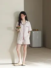 子供用 コットンガーゼ製 半袖パジャマ【通気性のある小花柄・ショートパンツ・夏用】（セットアップ対応）