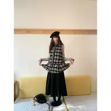 秋季チェック柄のレイヤードワンピース【フリル付き・ノースリーブ】