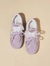 秋にぴったり！紫色のデザインスニーカー【平底・カジュアル・運動用】