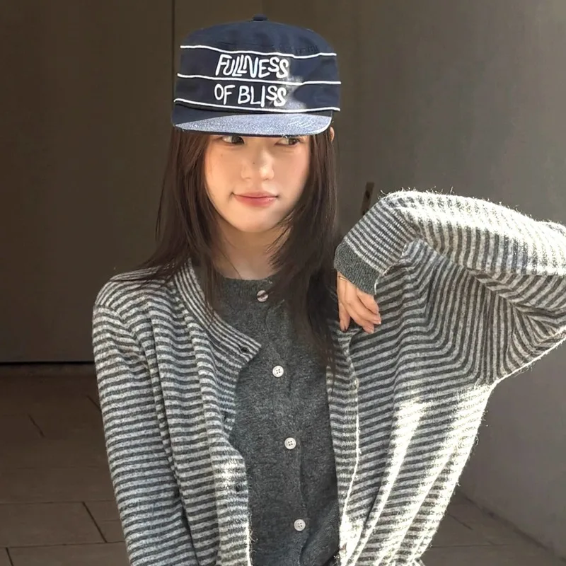 レトロ風キャップは春秋の日常に最適な女性向け平頂帽