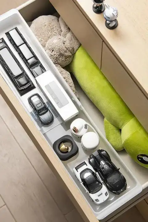 引き出し用伸縮型バスケット収納ラック【プラスチック製・家庭用・引き出しの縁に掛けられる】