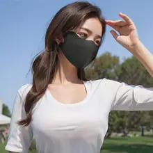 紫外線対策の男女兼用アイスシルクマスク【軽量・通気性・高いデザイン性】