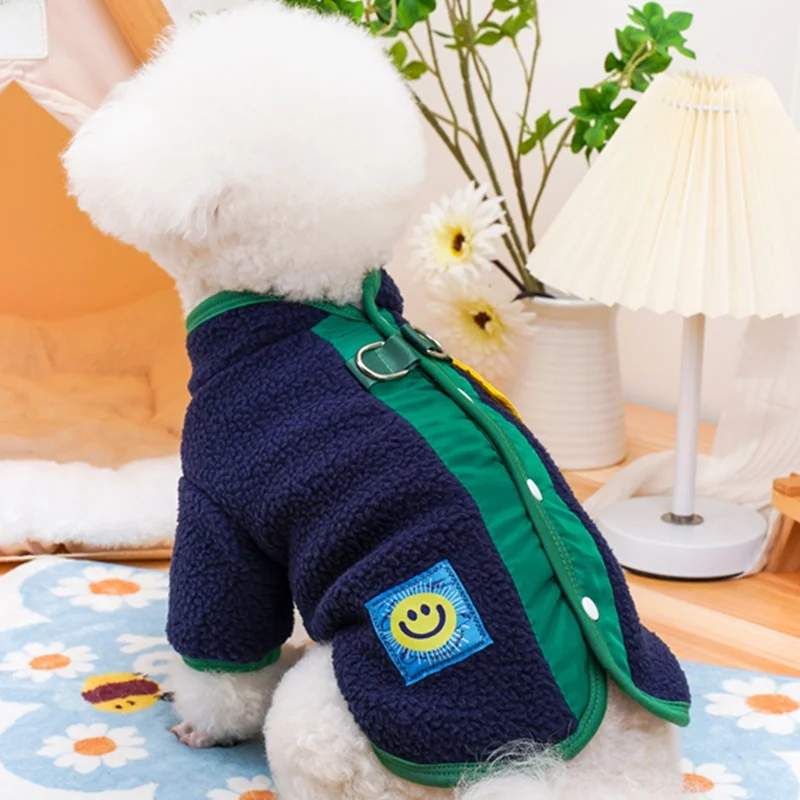 秋冬用小型犬用服：保暖防寒设计，适合日常通勤与家庭活动