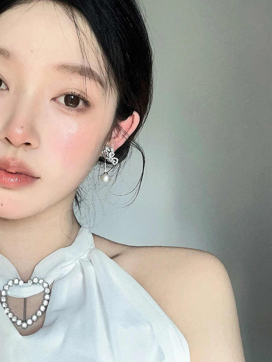 ジルコニアとパールの美しい輝き