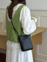 シンプルな編みデザインのスマホバッグ【カジュアル・斜め掛け・通勤用】