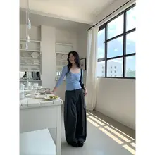 デザイン性に優れたブルーの七分袖Tシ  ャツ【春用・フィット感・女性用】