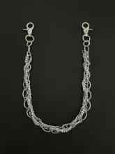 金属製のヴィンテージ風ウエストハングアクセサリー【リングとねじれたデザイン】
