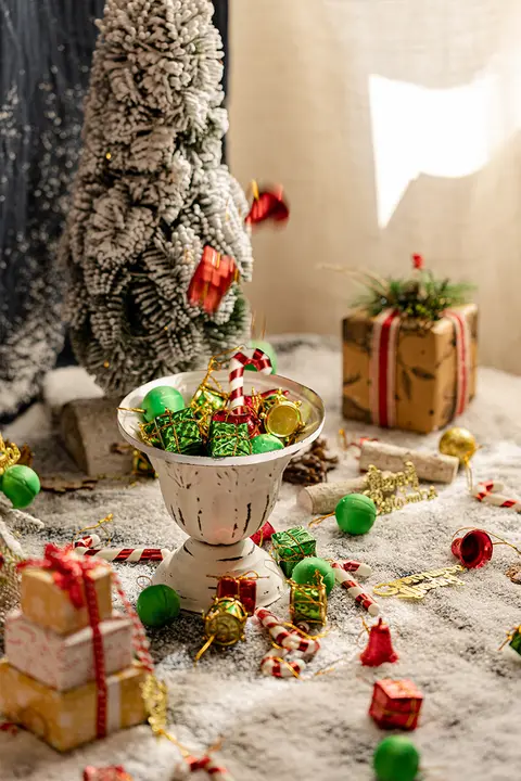 クリスマスツリー飾りセット【豪華装飾・ベル・カラーボール付き・小型ハンギング ornament】