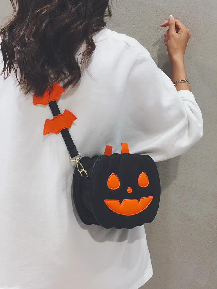 ハロウィンパンプキン  バッグ：ユニークな水果柄ショルダーバッグの実用性とシーン別活用法
