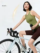 女性用 スポーツタンクトップ【胸パッド付き・フィット感・高伸縮・ランニング・ヨガ・フィットネス用】