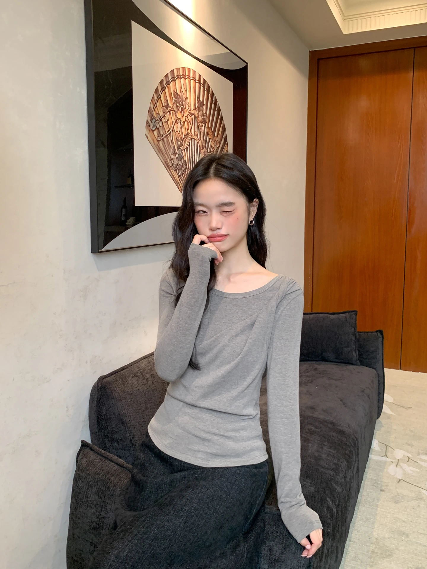 骨格ストレート ロンtは本当に通勤にぴったり？その本質を知れば、毎日がスムーズに