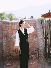黒と白のラサ風の女性用中国風ロングドレス【日常着・漢服】（セットアップ対応）