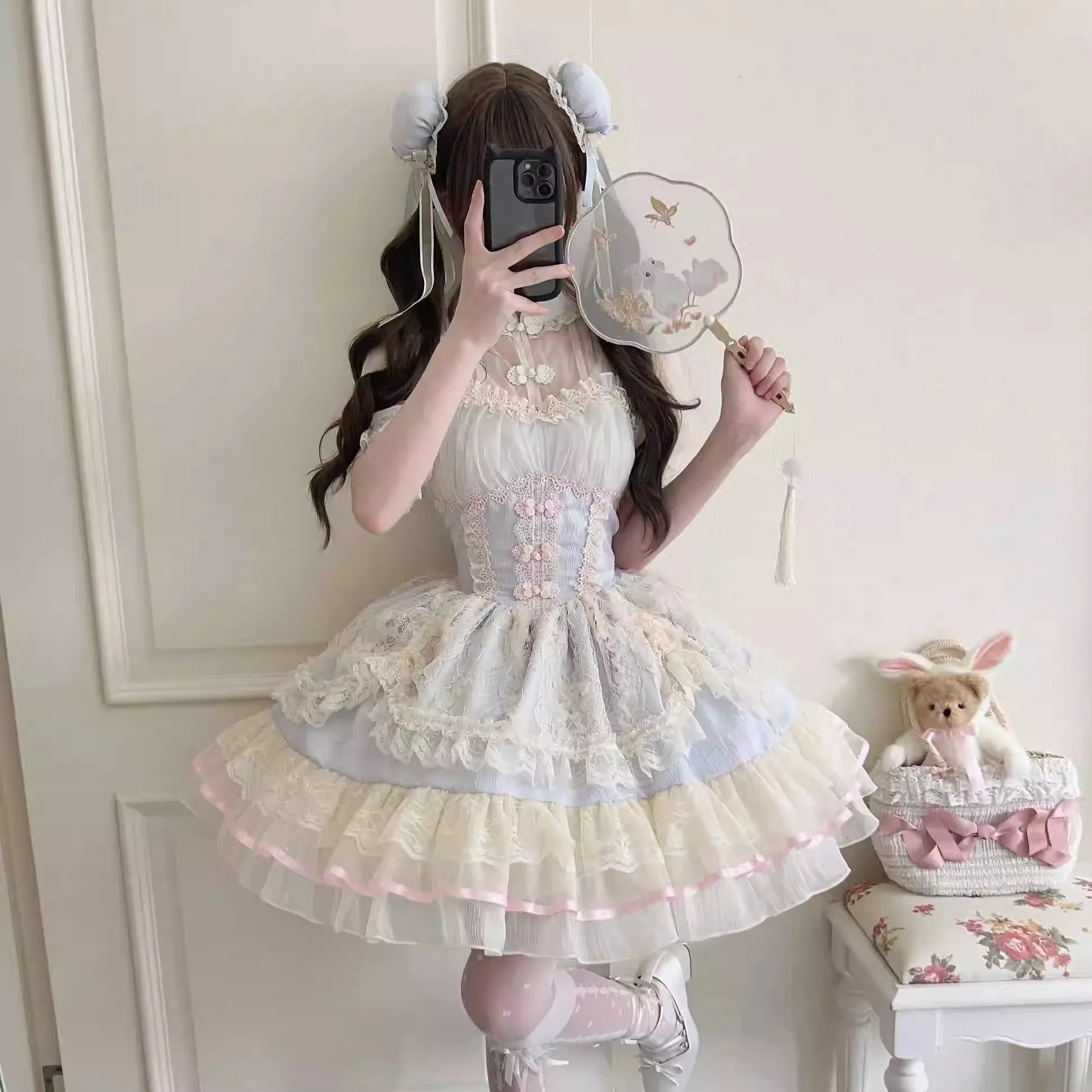 エロいコーデって何？ロリータスタイルのインナーシャツで解き明かす