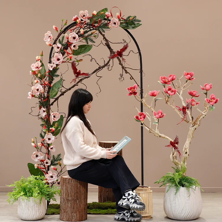DIY アイアンで作る花柄アーチは、どんな空間に合うの？