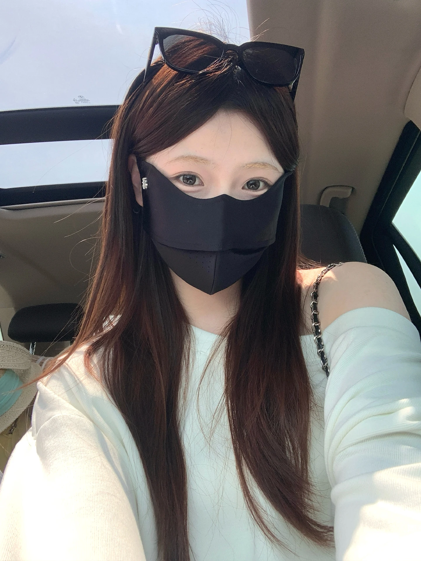 高品質な透明バイオヒアルロン酸UVカットマスク：母の日プレゼントとしての美容パック効果と実用性