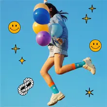 個性的な笑顔プリントの中筒靴下【二層デザイン・カジュアル・カップル向け】